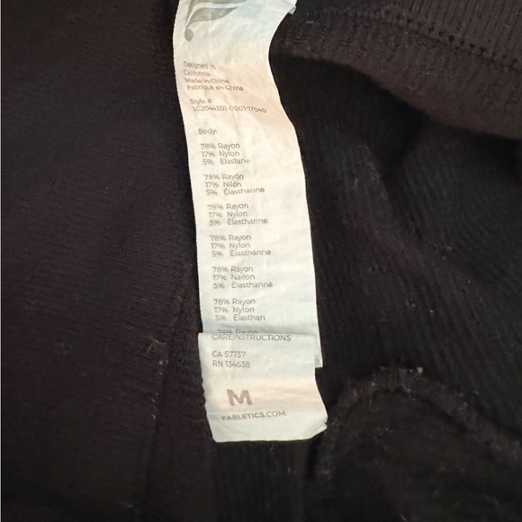 Fabletics Cloud Seamless split flare leg leggings - Picture 4 of 5